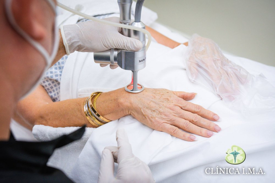 Slider image (2) Clinica IMA